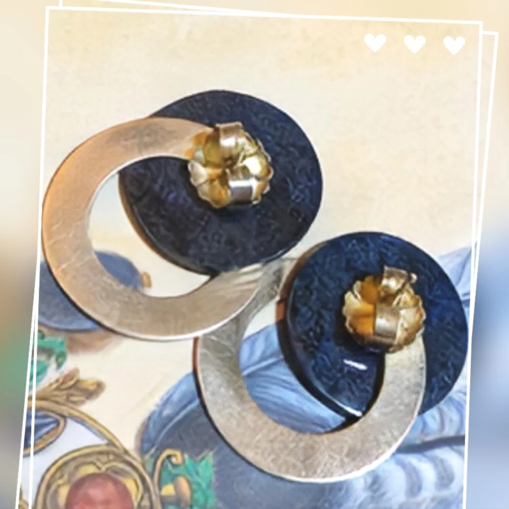 Vintage Modernist Artisan Sterling Lapis Lazuli Well Made Earrings - Picture 3 of 5